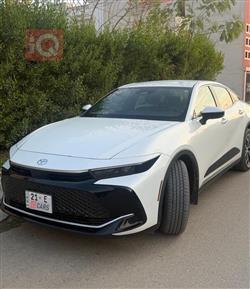 تۆیۆتا کراون